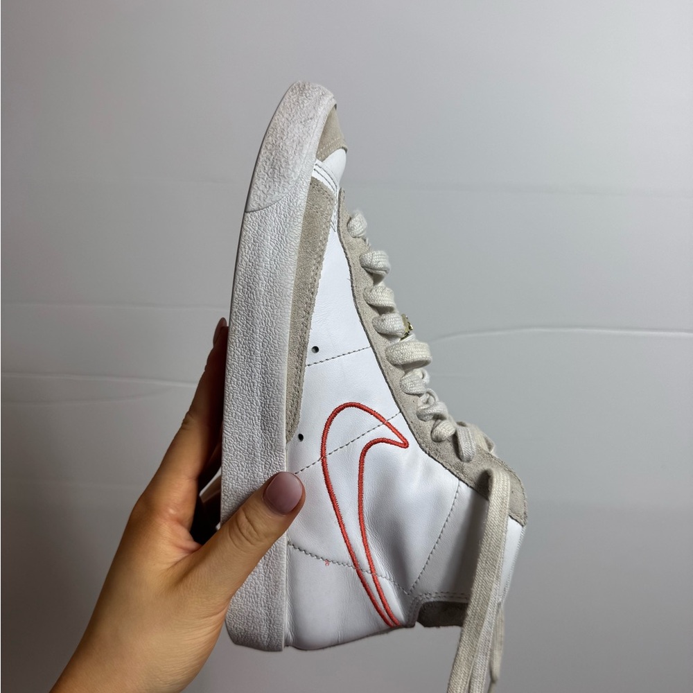 Nike Blazer Mid 77 SE "First Use" sneakers